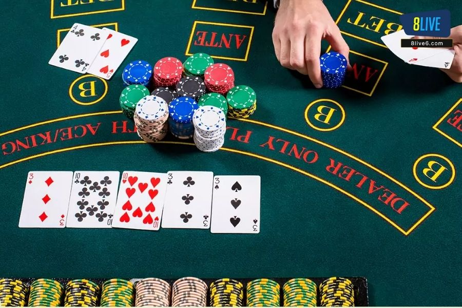 Luật chơi poker không quá khó